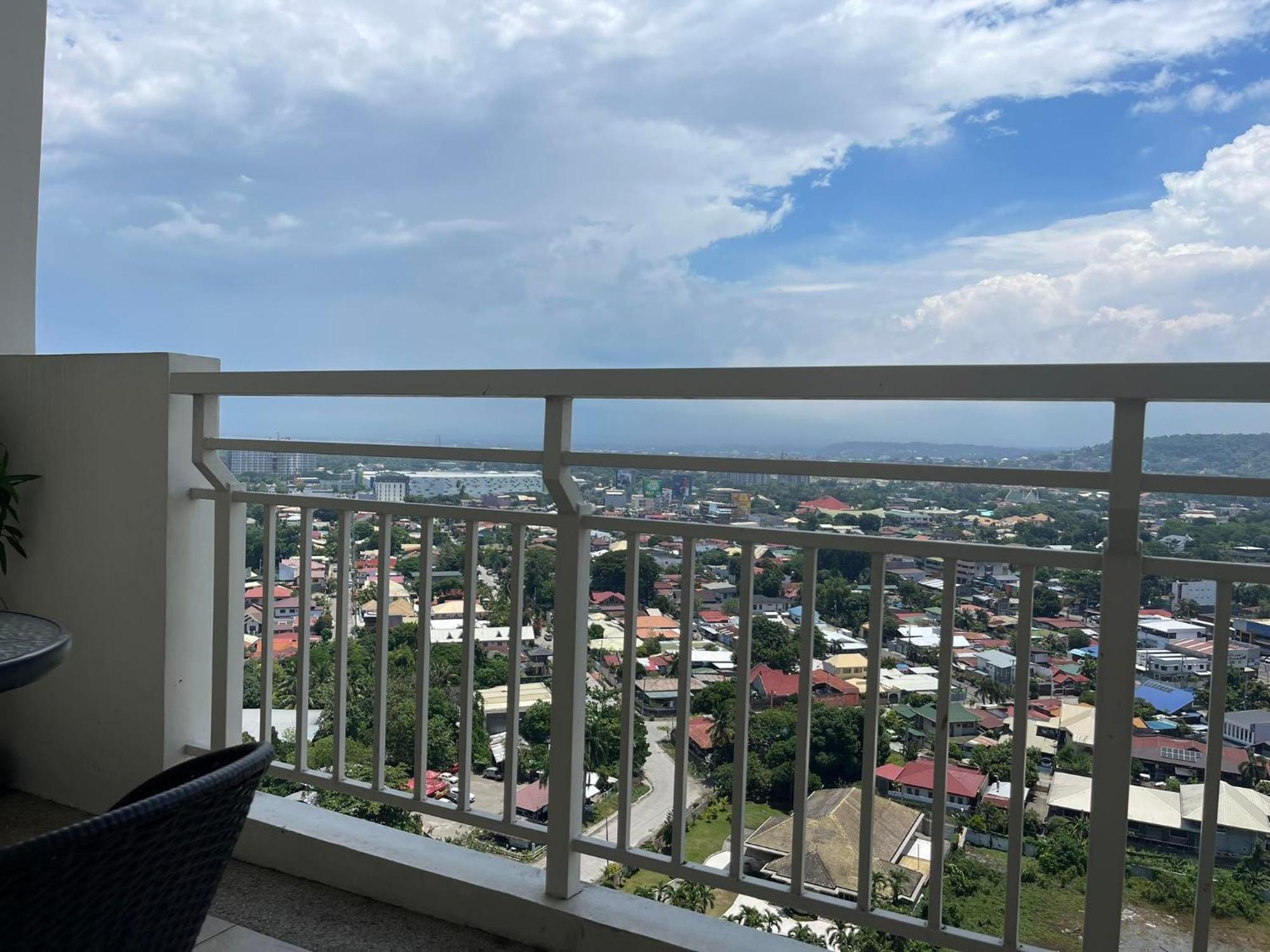 Verdon Parc Davao City With Balcony By Darpm Esterno foto
