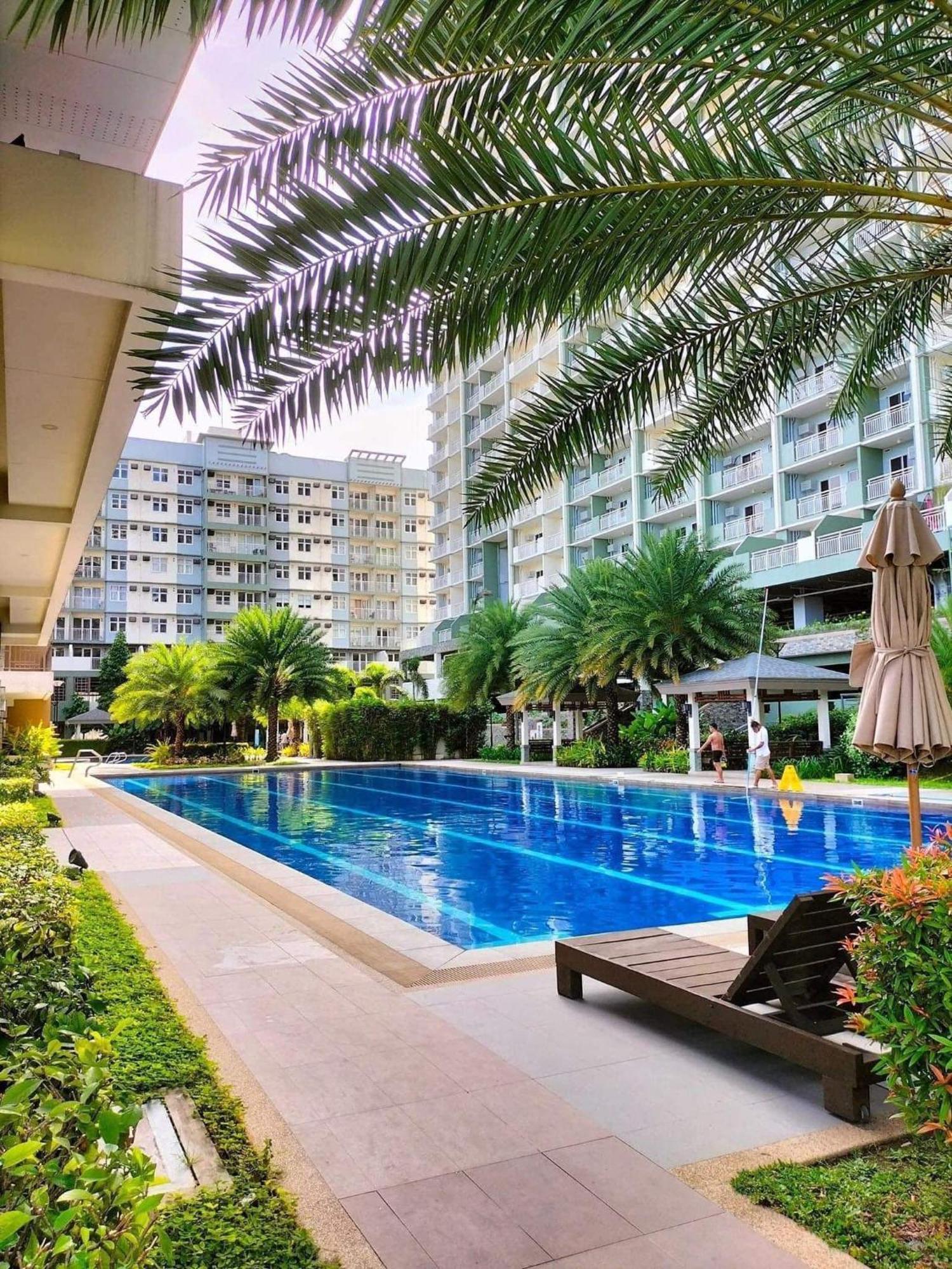 Verdon Parc Davao City With Balcony By Darpm Esterno foto